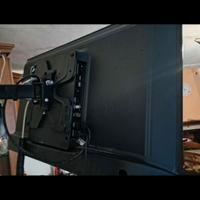 Televisore Nikkei usato come nuovo