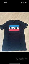 T-shirt levis  16 anni