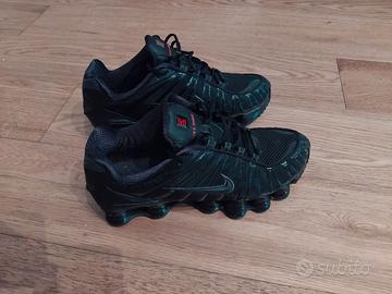 Nike Shox nere