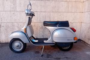 Piaggio Vespa P 200 E - 1981