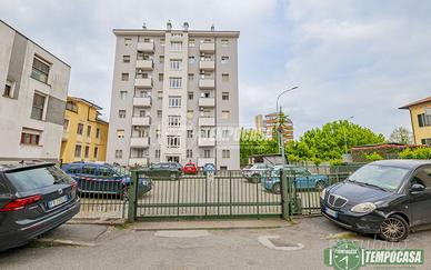 TRE LOCALI CON POSTO AUTO, BONUS 110%
