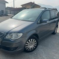 Volkswagen Touran 2.0 TDI 140 cv 7 posti