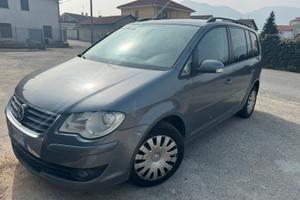 Volkswagen Touran 2.0 TDI 140 cv 7 posti