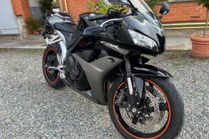Honda CBR 600 RR -2007- 34.747 km