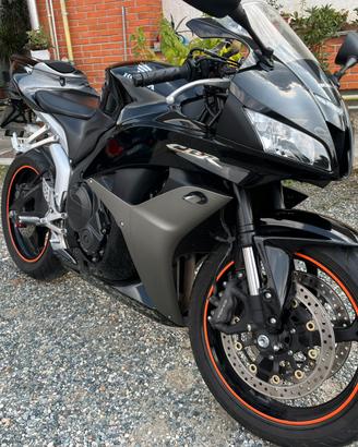 Honda CBR 600 RR -2007- 34.747 km