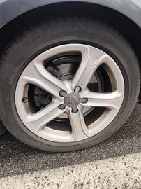 Cerchioni Audi più gomme invernali 