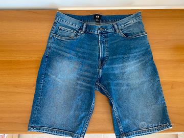 Pantaloncini corti in jeans