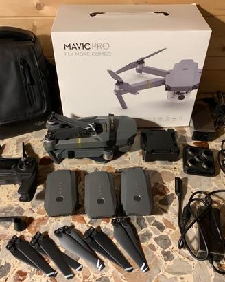 DJI - Mavic Pro Fly More Combo drone