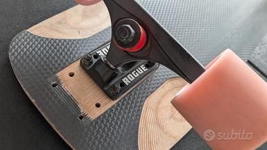 Longboard downhill