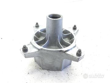 SUZUKI RV 90 MOZZO RUOTA ANTERIORE 1985
