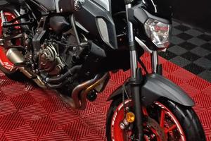 Moto Yamaha MT 07 ABS