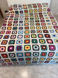 Coperta a moduli granny square uncinetto