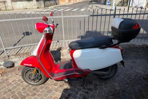 Lambretta V50 4 tempi Anno 2021 km 22000