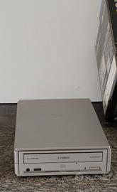 Masterizzatore CD Yamaha 