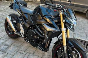 Suzuki GSR 750 2013