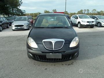 LANCIA - Ypsilon - 1.3 MJT Oro Bianco