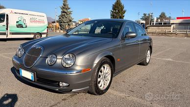 Jaguar S-Type Executive
