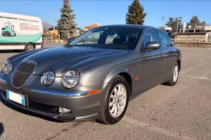 Jaguar S-Type Executive