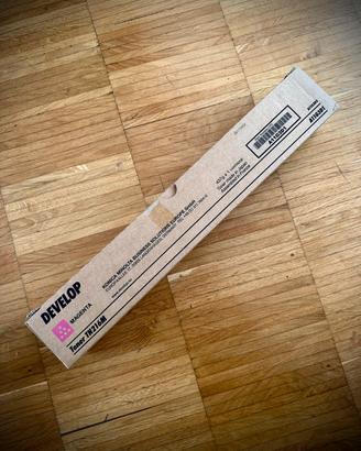 Toner develop tn216m