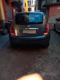 lancia  ypsilon 