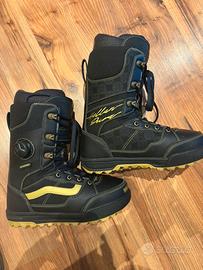 Scarponi snowboard vans invado pro nuovi tg43