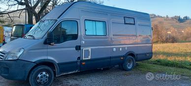 Iveco daily furgone camper