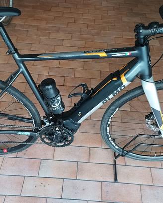bici  da corsa olmo del 2022 assistita 
