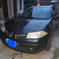 auto famigliare Renault Megane SW 1.500 diesel