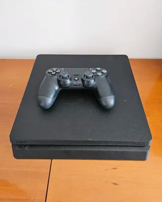 PS4 Slim 500GB Nera + Controller Orig. + Cavi