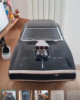 Dodge charger scala 1:8 fast and furious
