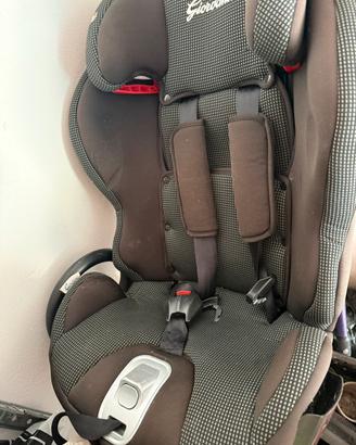 Seggiolino auto