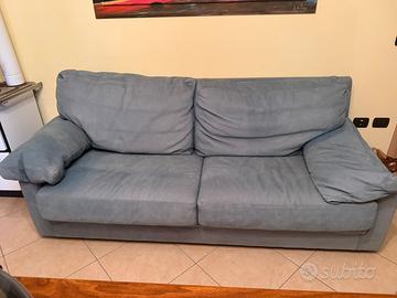 Divano 2 posti