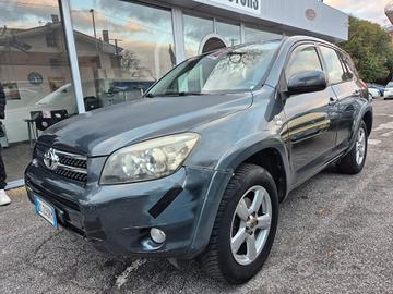 Toyota RAV 4 RAV4 2.2 D-4D 177 CV Luxury