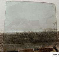 vetri posteriore sx e dx BMW serie 5 E34 dal 1990 