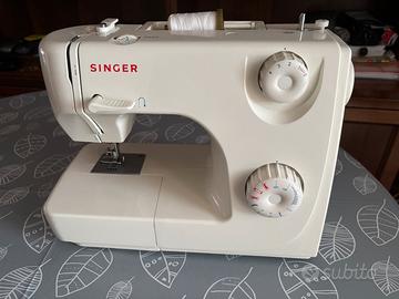 Macchina da cucire Singer modello 8280