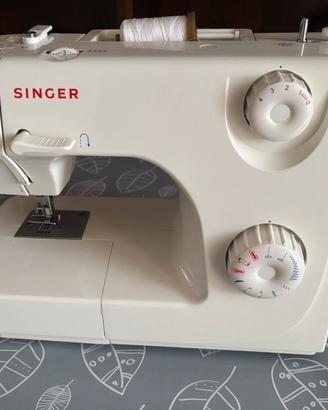 Macchina da cucire Singer modello 8280