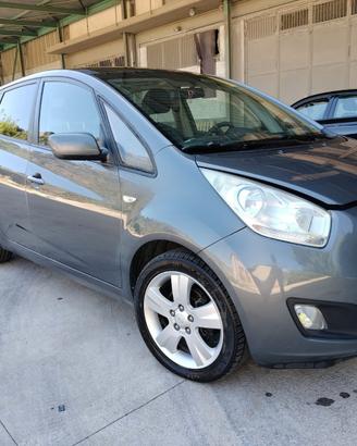Suv della kia venga CDRI1.4 HIUNDAY IX20
