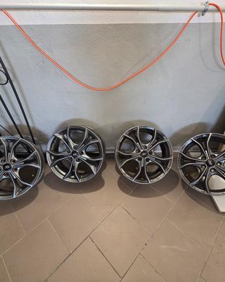 4 cerchioni ford focus mk4 17