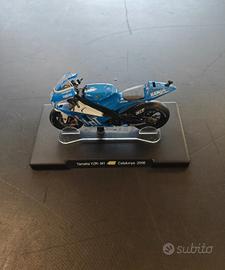 Modellino Moto GP Yamaha Valentino Rossi