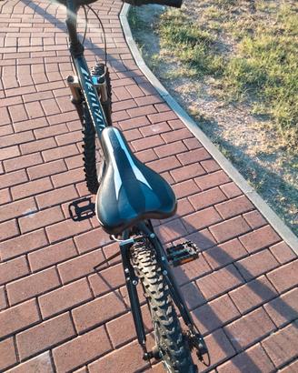 Mountain bike marca Atala 