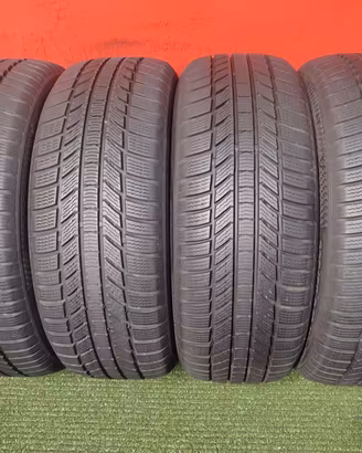 235 55 18 Gomme Invernali Continental 235/55R18