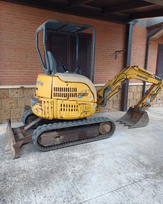 Miniescavatore Komatsu 22 ql