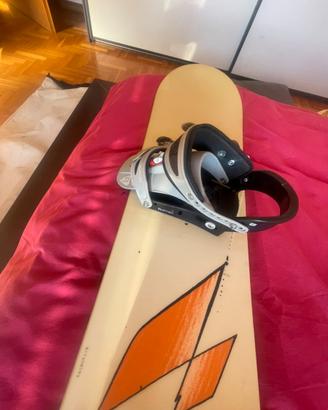 Tavola snowboard Burton + attacchi