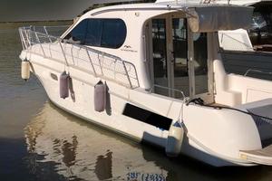 Intermare 30 Cruiser + 2x240 hp Yanmar (2003)