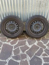 GOMME AUTO COMPLETE DI CERCHI