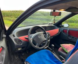 Lancia Y 2001 indistruttibile