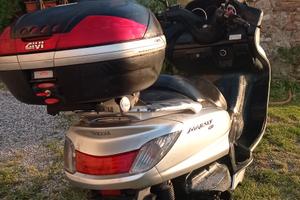  Yamaha Majesty 400