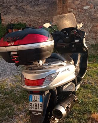  Yamaha Majesty 400