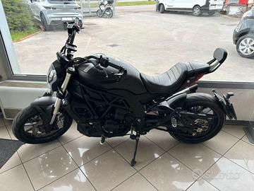 Benelli 502C CRUISER