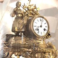 antico orologio da tavolo